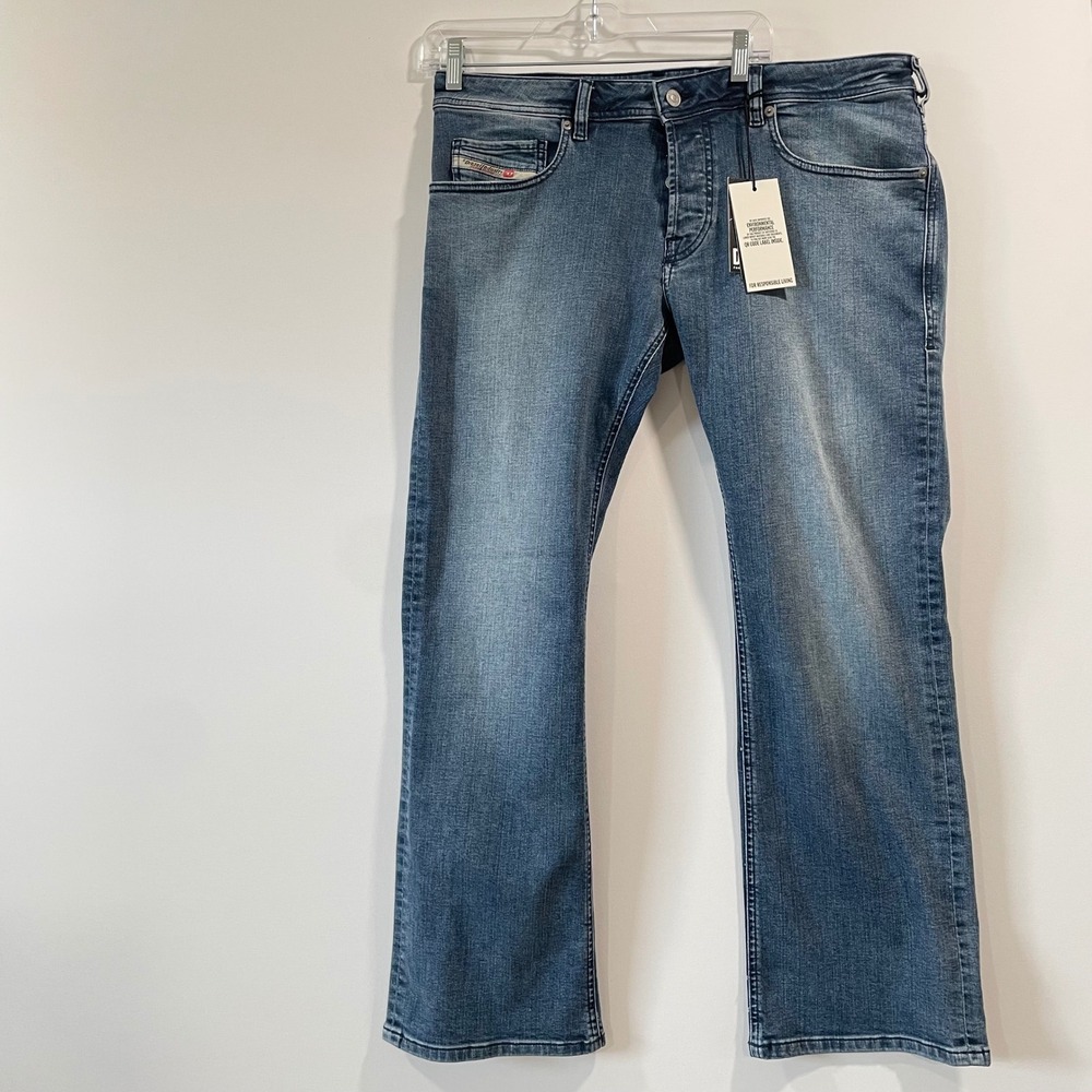 Diesel Zatiny-X Slim Bootcut Jeans Mens 34x30 (37x29.5) Medium Wash Denim RE021